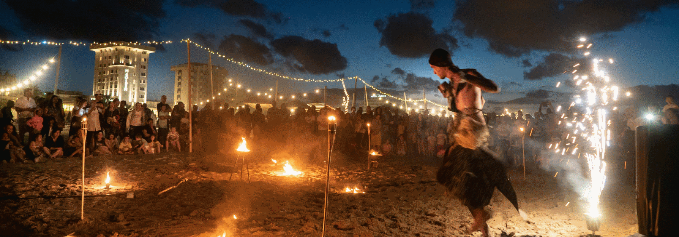 spiaggia al tramonto rimini